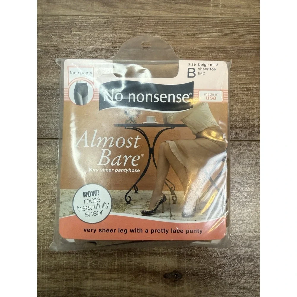 VTG No‎ Nonsense Women's B Almost Bare Beige Mist Sheer Toe Pantyhose NIP